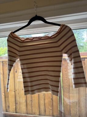 bebe Striped Lace-Trim Off-Shoulder Sweater in Beige and White